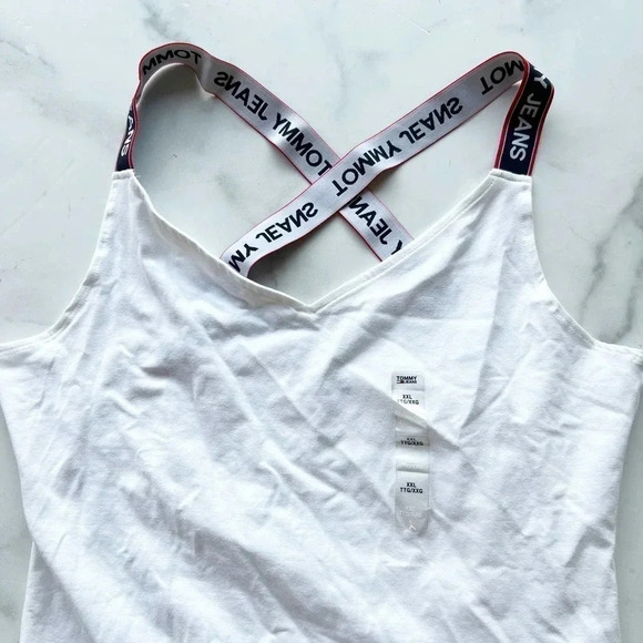 Tommy Hilfiger Size XXL Women's White Spell Out Stretch Bodysuit Sleeveless NEW! - Picture 2 of 6